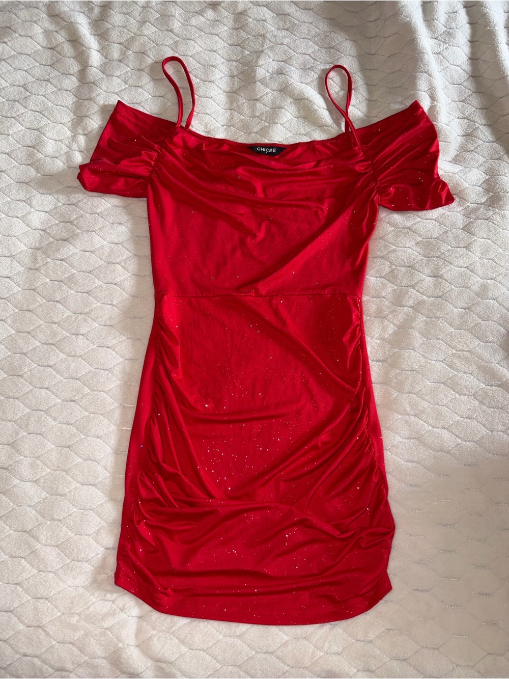chic Red Off-Shoulder Ruched Mini Dress - Picture 2 of 5